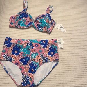 Floral Raisins Curve Bikini Set in Blue and Pink